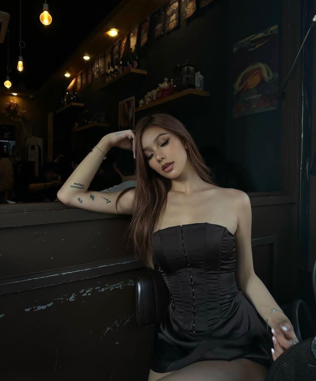 Margaux Margaux Young Female Escort In Central Region