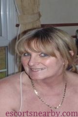 50 Year Voluptuous English Escort Stephanie