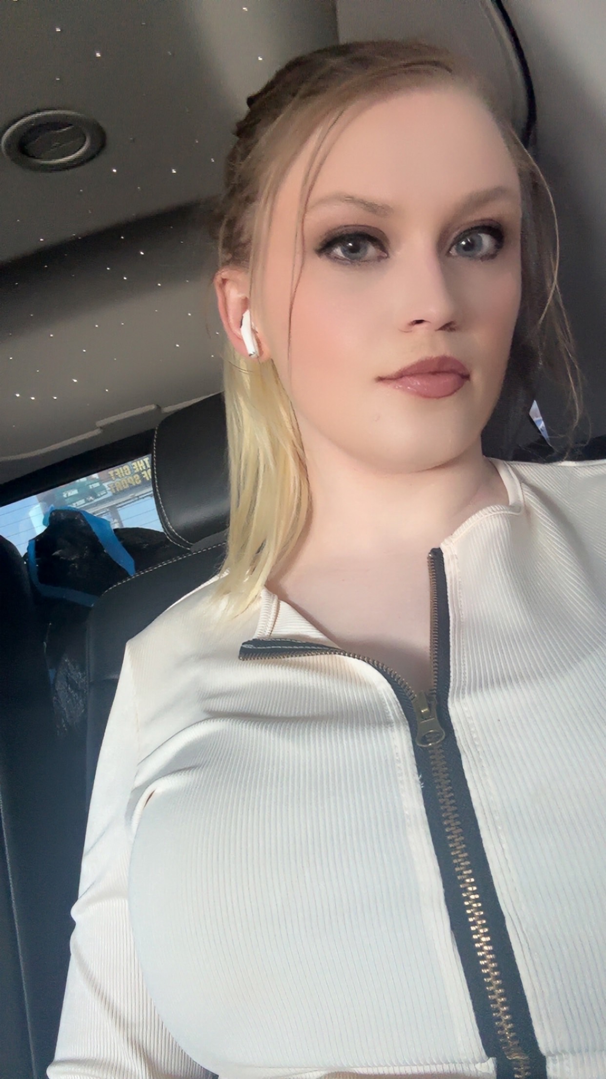 Sky Marie Sexy Female Escort In Texas