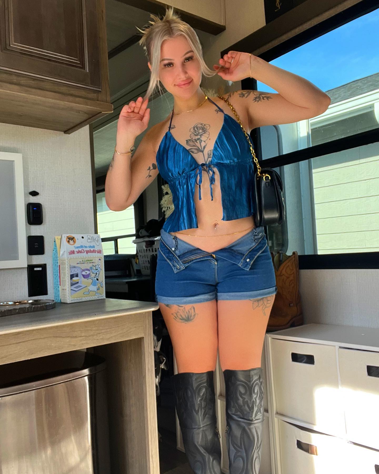 Clara skally Sexy Female Escort In Merseyside