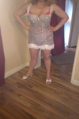 31 Year Athletic English Escort Trish
