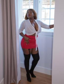 28 Year  European Escort jassmin