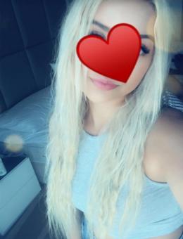 27 Year  English Escort Amee