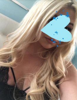 27 Year  English Escort Amee