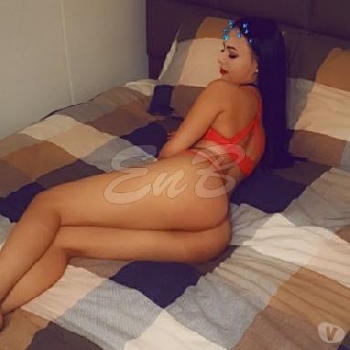 24 Year Slim Sophia Escort IN 