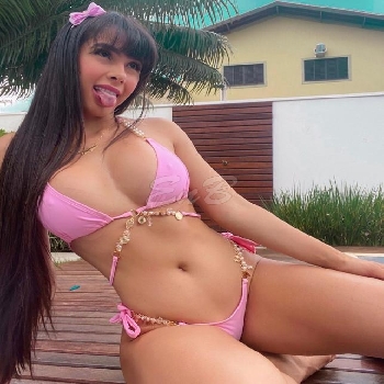 28 Year Slim and Busty Canadian Escort Jeffany