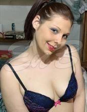 27 Year Average Roxanne Escort IN 