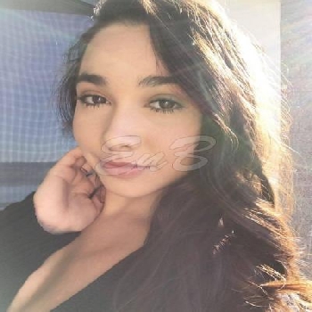 29 Year Voluptious American Escort Rita