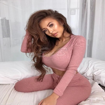 24 Year Average Singaporean Escort Shane