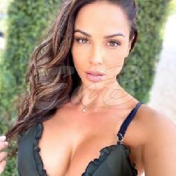 25 Year Average European Escort Linda