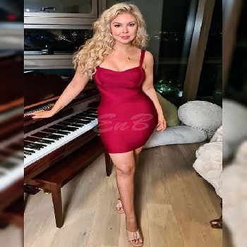 25 Year Curvacious European Escort Henry