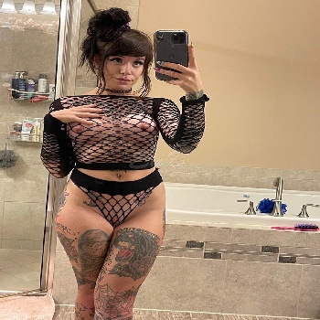 20 Year Average Canadian Escort Jessica