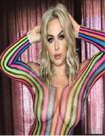 30 Year Curvacious Swedish Escort Solea