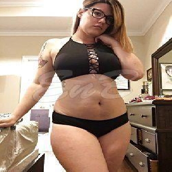 30 Year Curvacious Mommy Escort IN 