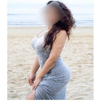 23 Year Average Indian Escort Geeta