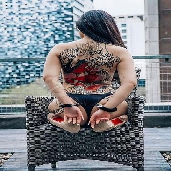19 Year Slim and Busty TESSA Escort IN 