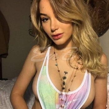 26 Year Slim and Busty American Escort Ellen