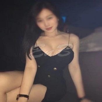 20 Year Curvacious Asian Escort Lydia