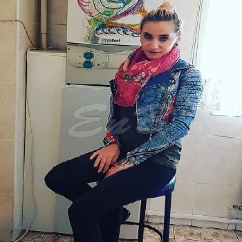 19 Year Curvacious European Escort Nikki