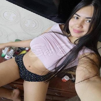 26 Year Average American Escort Paulina