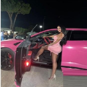26 Year Average ChloÃ© Martinez Escort IN 