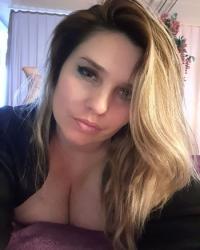 31 Year Voluptious European Escort Lis Daniela