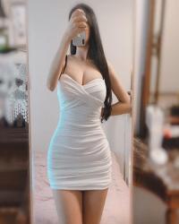 21 Year Curvacious Asian Escort Tina