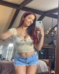 27 Year Slim American Escort Victoria