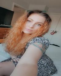 23 Year Average American Escort Lana