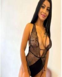 26 Year Curvacious American Escort Carla