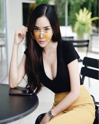 24 Year Slim Asian Escort Maika