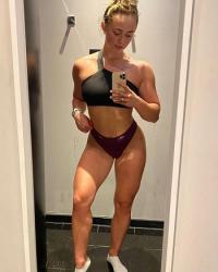 21 Year Average Brazilian Escort ALINAZD