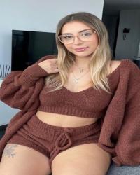 27 Year Average Canadian Escort Courtney