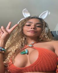 25 Year Average Canadian Escort Hazel