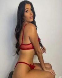 23 Year Average American Escort Jasmin